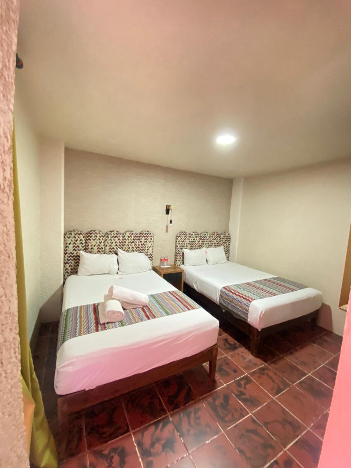 Hotel Flamingos Гвадалахара Экстерьер фото